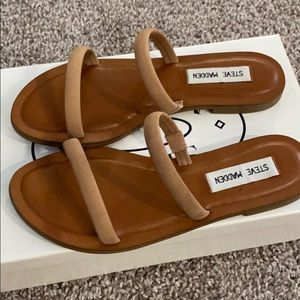 BRAND NEW STEVEN MADDEN Sandals